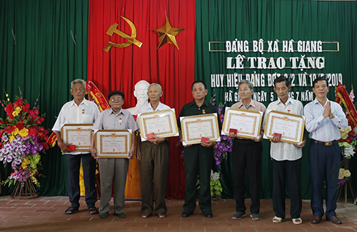 https://hatrung.thanhhoa.gov.vn/portal/Photos/2019-07/a90edfd29dbdd2ad_MG_4148.JPG